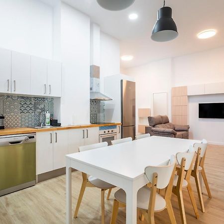 10 Pax, Ac, Wifi Gratis, Ciudad Artes Y Ciencias Apartment บาเลนเซีย ภายนอก รูปภาพ
