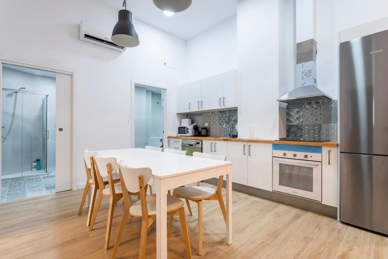 10 Pax, Ac, Wifi Gratis, Ciudad Artes Y Ciencias Apartment บาเลนเซีย ภายนอก รูปภาพ
