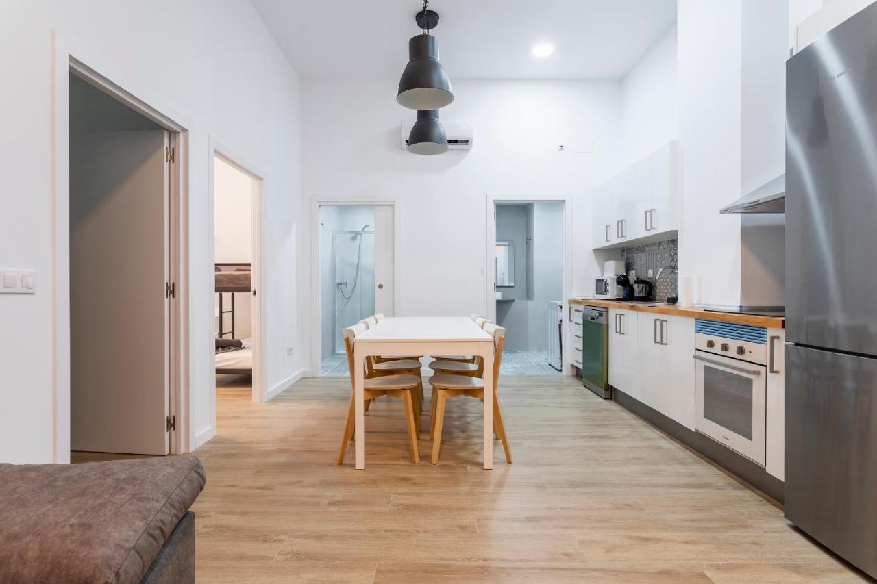 10 Pax, Ac, Wifi Gratis, Ciudad Artes Y Ciencias Apartment บาเลนเซีย ภายนอก รูปภาพ