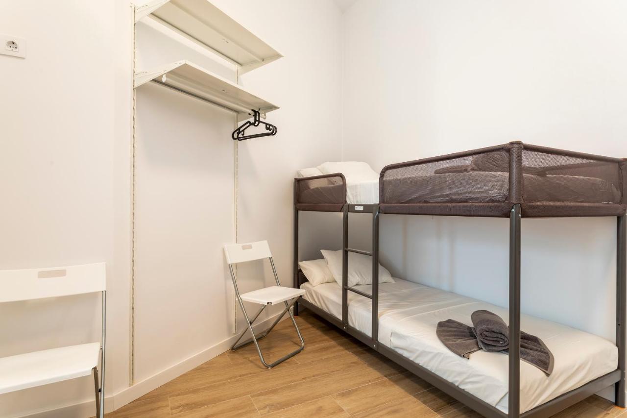 10 Pax, Ac, Wifi Gratis, Ciudad Artes Y Ciencias Apartment บาเลนเซีย ภายนอก รูปภาพ
